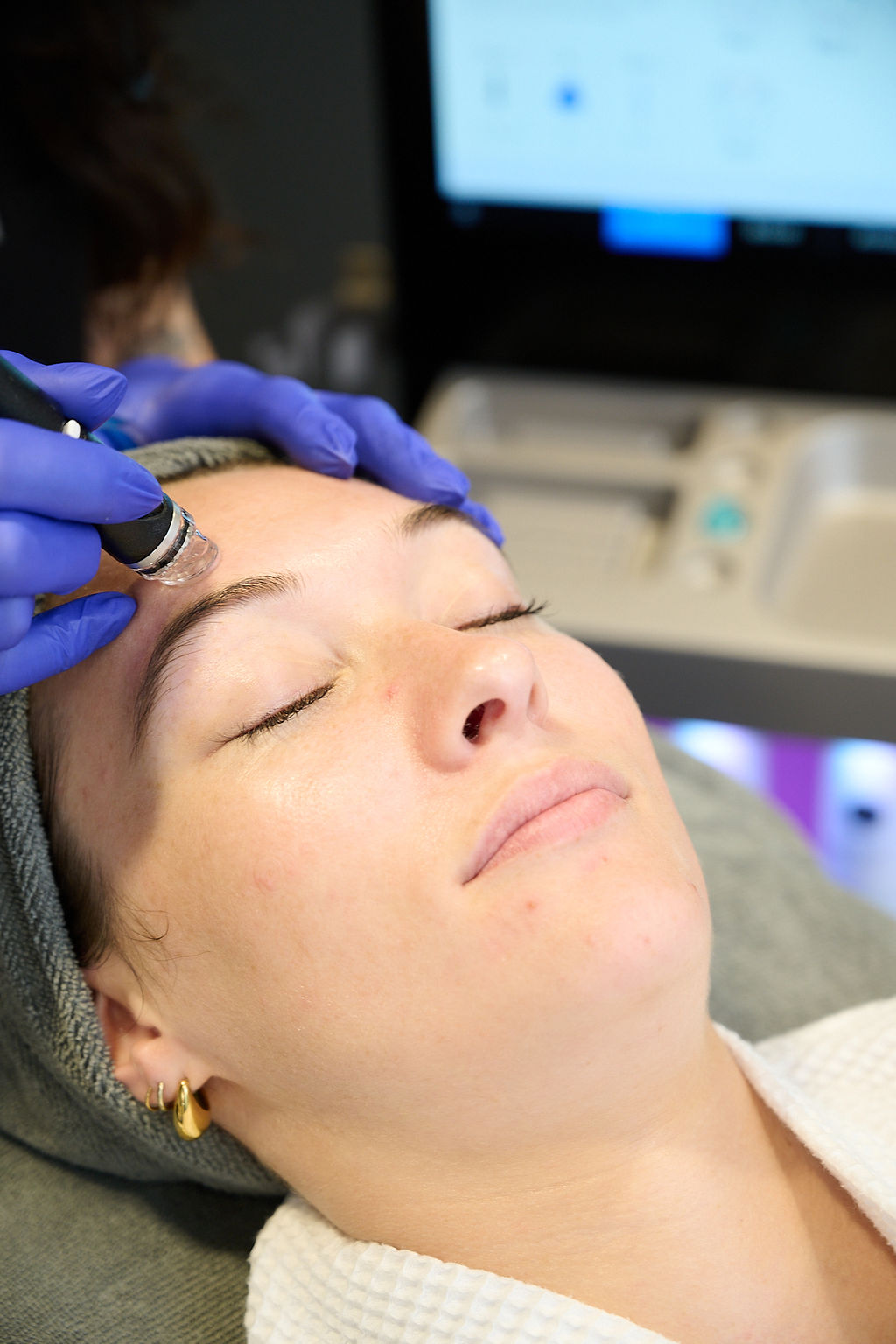 Hydrafacial